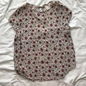 Floral keyhole back top